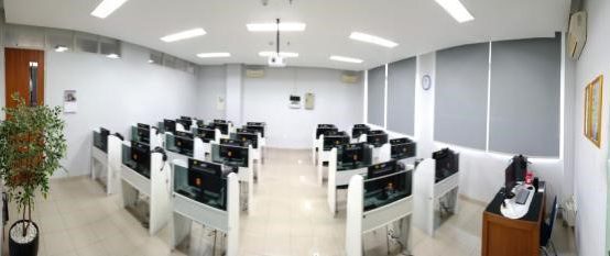 LABORATORIUM BAHASA