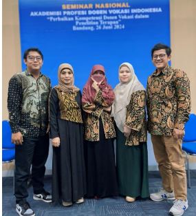 Dosen Tetap Program Vokasi IBI Kesatuan Ikuti Seminar Nasional di Bandung: Perkuat Kompetensi Penelitian Terapan